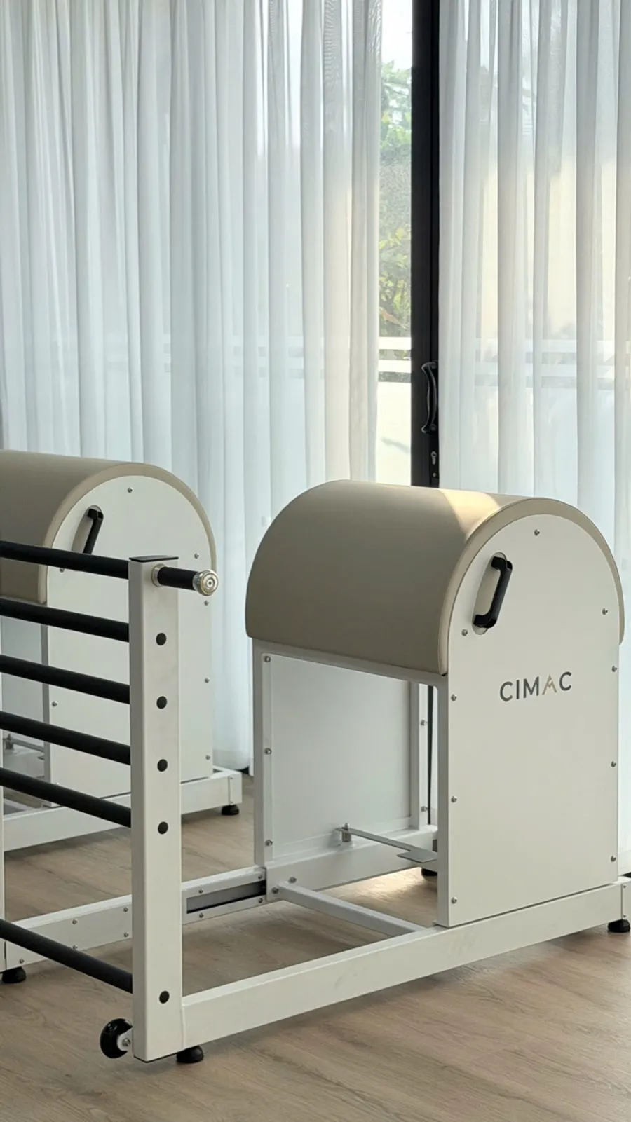 Máy Pilates Ladder Barrel
